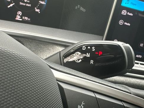 Certified 2025 Volkswagen Tiguan S FWD image 24