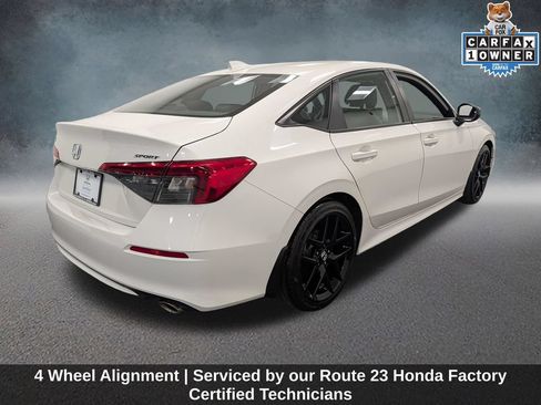 Certified 2024 Honda Civic Sport image 5