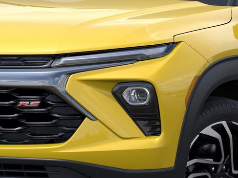 Used 2024 Chevrolet TrailBlazer RS w/ Driver Confidence Package image 10