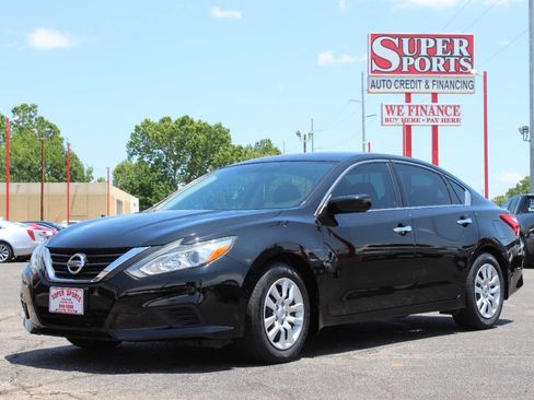 Used 2017 Nissan Altima 2.5 S w/ Power Driver Seat Package FWD image 7