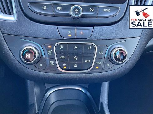 Used 2025 Chevrolet Malibu LT image 31