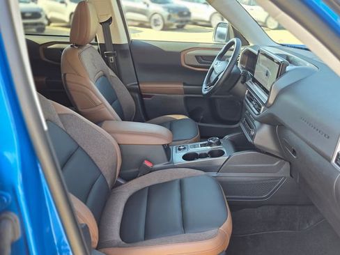 Used 2025 Ford Bronco Sport Outer Banks w/ Outer Banks Tech Package+ image 17