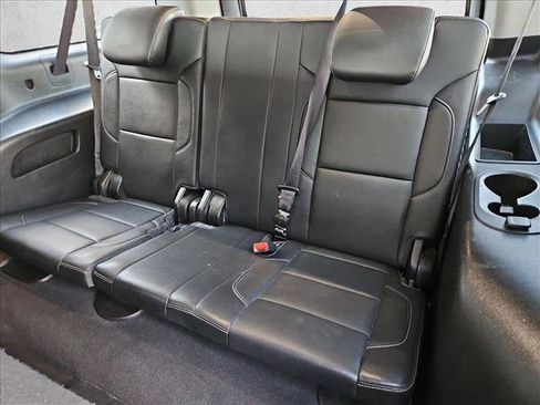 Used 2020 Chevrolet Suburban LT AWD/4WD image 20