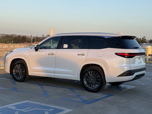 New 2026 Lexus TX 350 FWD image 9