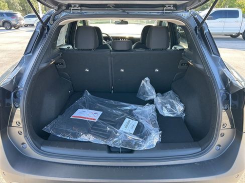 New 2026 Nissan Kicks SV w/ Charging Package FWD image 46