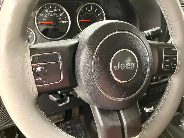 Used 2016 Jeep Wrangler Sport w/ Quick Order Package 24S AWD/4WD image 30