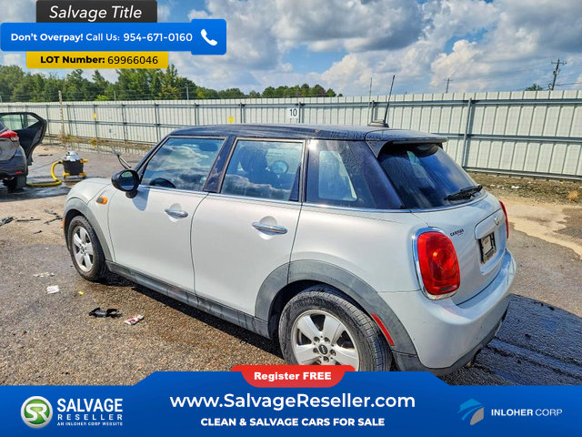 Used 2015 MINI Cooper 4-Door Hardtop FWD image 3