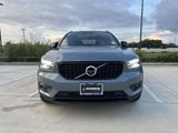 Used 2020 Volvo XC40 T4 R-Design image 2