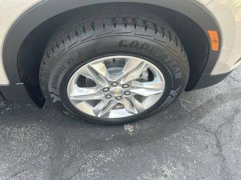 Used 2021 Chevrolet Blazer LT AWD/4WD image 21