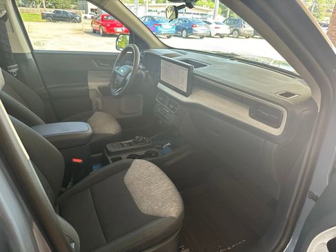 Used 2025 Ford Maverick XLT w/ XLT Luxury Package FWD image 18