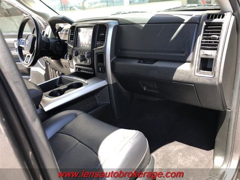Used 2018 RAM 2500 Laramie w/ Sport Appearance Group AWD/4WD image 23