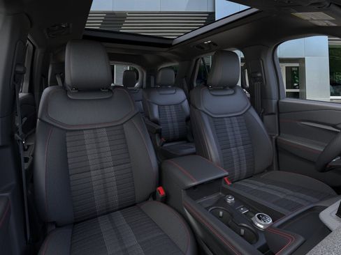 New 2026 Ford Explorer ST-Line image 10