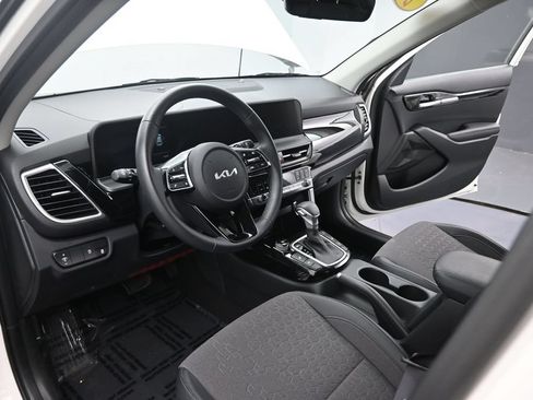 Certified 2026 Kia Seltos S AWD/4WD image 17