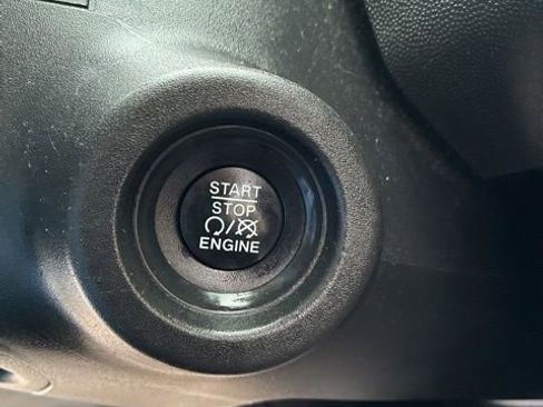 Used 2023 RAM ProMaster 3500 w/ Driver Convenience Group FWD image 29