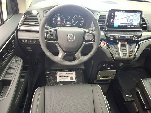 Used 2025 Honda Odyssey Elite image 21