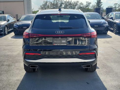 Certified 2025 Audi Q5 Premium Plus w/ Premium Plus AWD/4WD image 5
