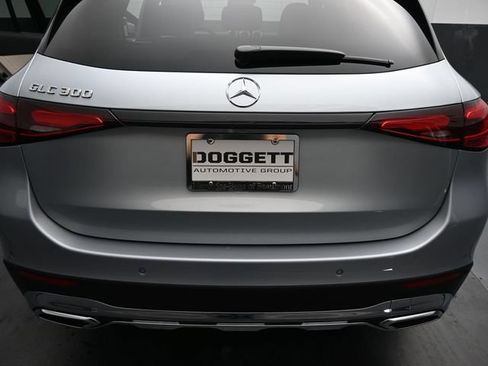New 2026 Mercedes-Benz GLC 300 image 10