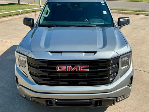 Used 2025 GMC Sierra 1500 Elevation AWD/4WD image 12