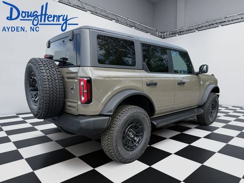 New 2026 Ford Bronco Outer Banks w/ Sasquatch Package AWD/4WD image 12