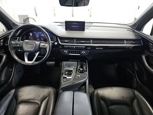Used 2018 Audi Q7 3.0T Prestige AWD/4WD image 34