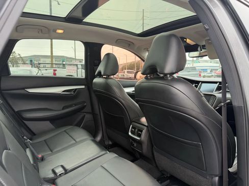 Used 2020 INFINITI QX50 Luxe w/ Navigation Package image 17