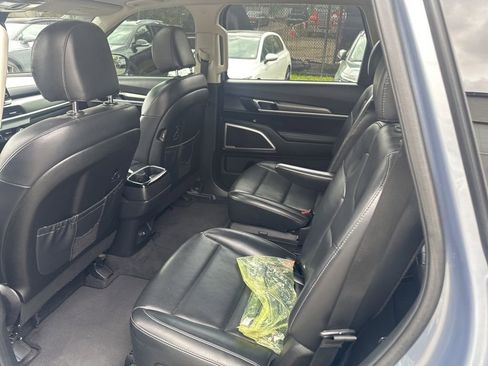 Used 2020 Kia Telluride S AWD/4WD image 28