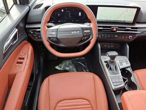 New 2026 Kia Sportage SX image 7