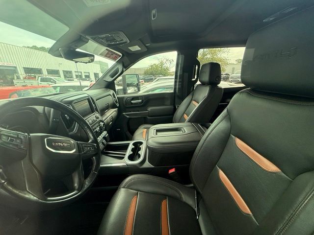 Used 2021 GMC Sierra 2500 AT4 w/ AT4 Premium Plus Package AWD/4WD image 5