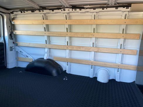 Used 2025 Chevrolet Express 2500 w/ Driver Convenience Package RWD image 31
