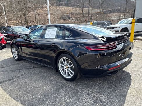 Used 2018 Porsche Panamera 4S image 3