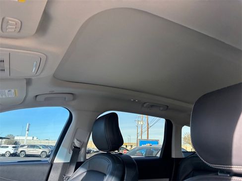 Used 2024 Lincoln Nautilus Premier w/ Equipment Group 102A image 14