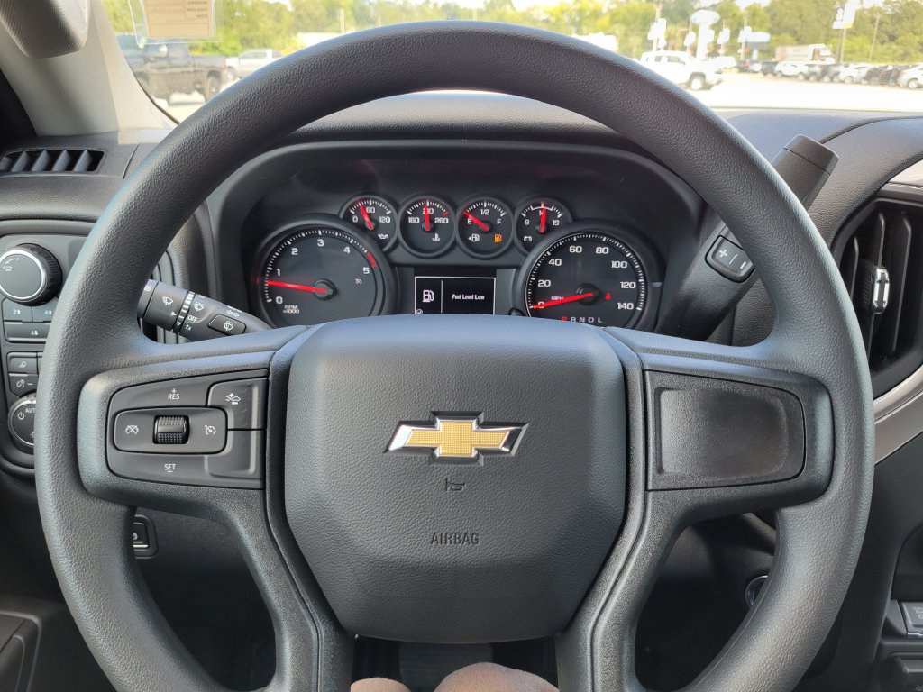 New 2026 Chevrolet Silverado 2500 Custom w/ Custom Value Package AWD/4WD image 30