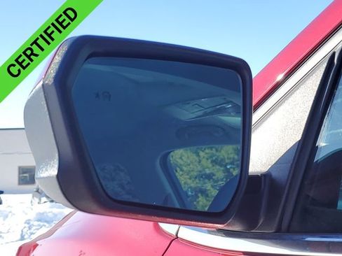 Used 2020 Chevrolet Equinox LT w/ Driver Convenience Package image 35