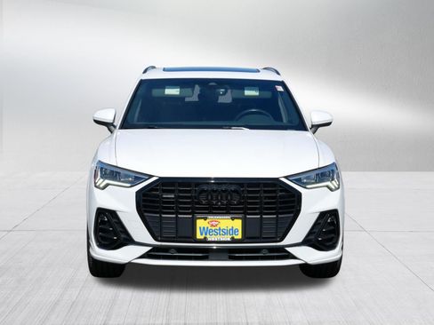 Used 2023 Audi Q3 2.0T Premium Plus w/ Premium Plus Package AWD/4WD image 2