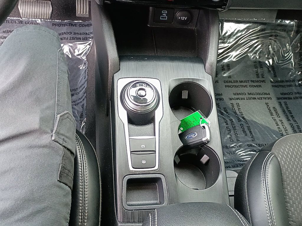 Used 2023 Ford Escape SE FWD image 23