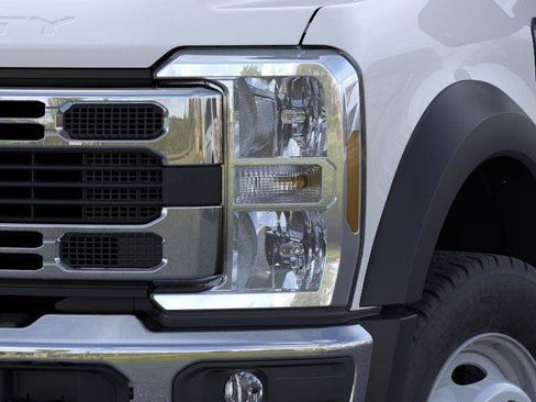New 2025 Ford F450 XL image 32