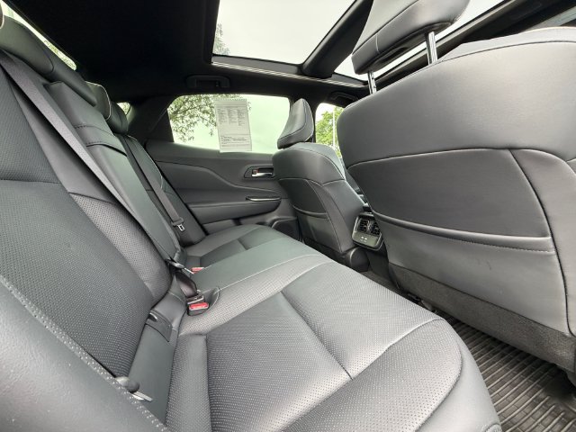 Certified 2023 Toyota Crown AWD/4WD image 18