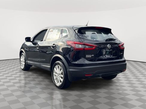 Used 2021 Nissan Rogue Sport S image 10
