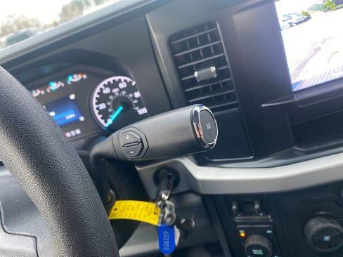 New 2026 Ford F250 XL w/ XL Chrome Package image 17