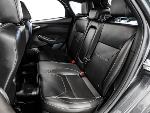 Used 2018 Ford Focus ST w/ Equipment Group 402A image 16