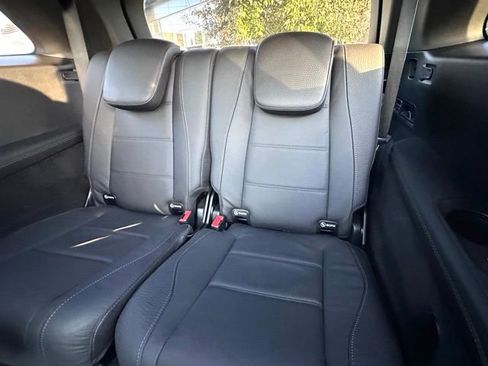 Certified 2024 Mercedes-Benz GLS 450 4MATIC image 23