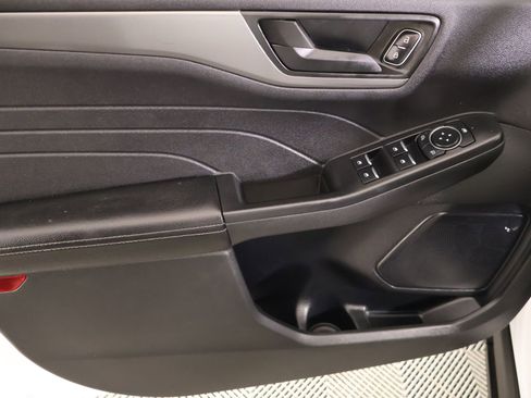 Used 2025 Ford Escape Active FWD image 14