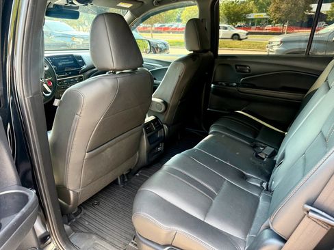 Used 2022 Honda Passport TrailSport image 10