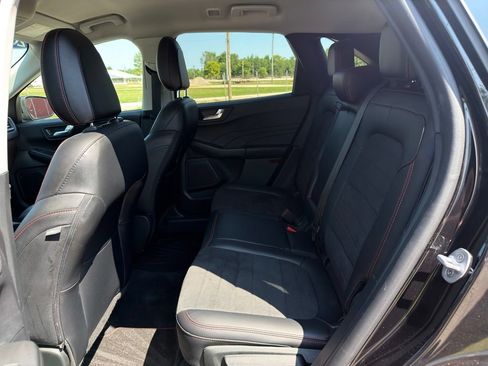 Used 2022 Ford Escape SEL w/ SEL Stealth AWD Package image 25