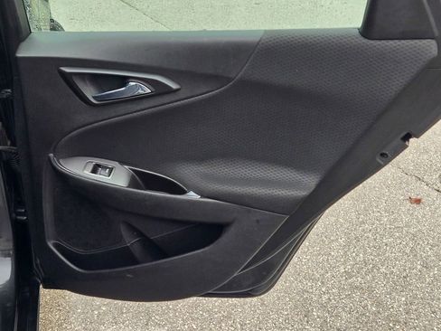 Used 2016 Chevrolet Malibu LT image 13