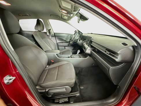Used 2025 Hyundai Kona SEL FWD image 29