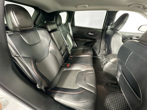 Used 2022 Jeep Cherokee Trailhawk w/ Trailer Tow Group image 25