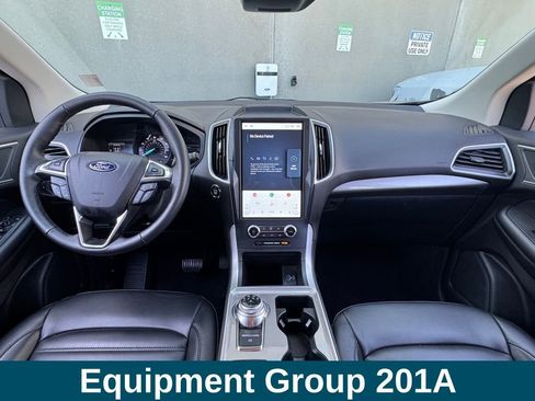 Used 2024 Ford Edge SEL w/ Convenience Package AWD/4WD image 6