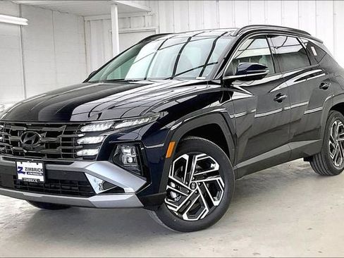 New 2026 Hyundai Tucson Limited AWD/4WD image 2