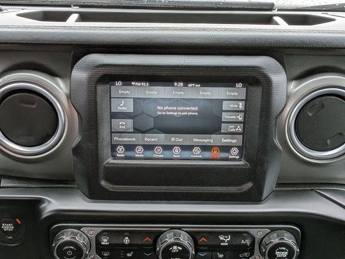 Used 2020 Jeep Wrangler Unlimited Sahara w/ Safety Group AWD/4WD image 20